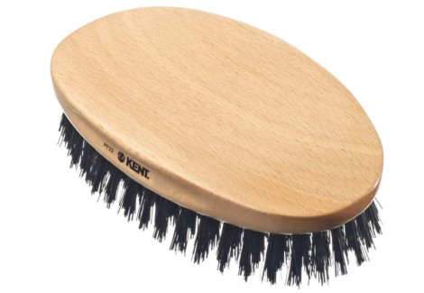 Idealne dopasowanie: Naturalne włosie czy nowoczesny syntetyk? Dowiedz się, jak dbać o swoją szczotkę